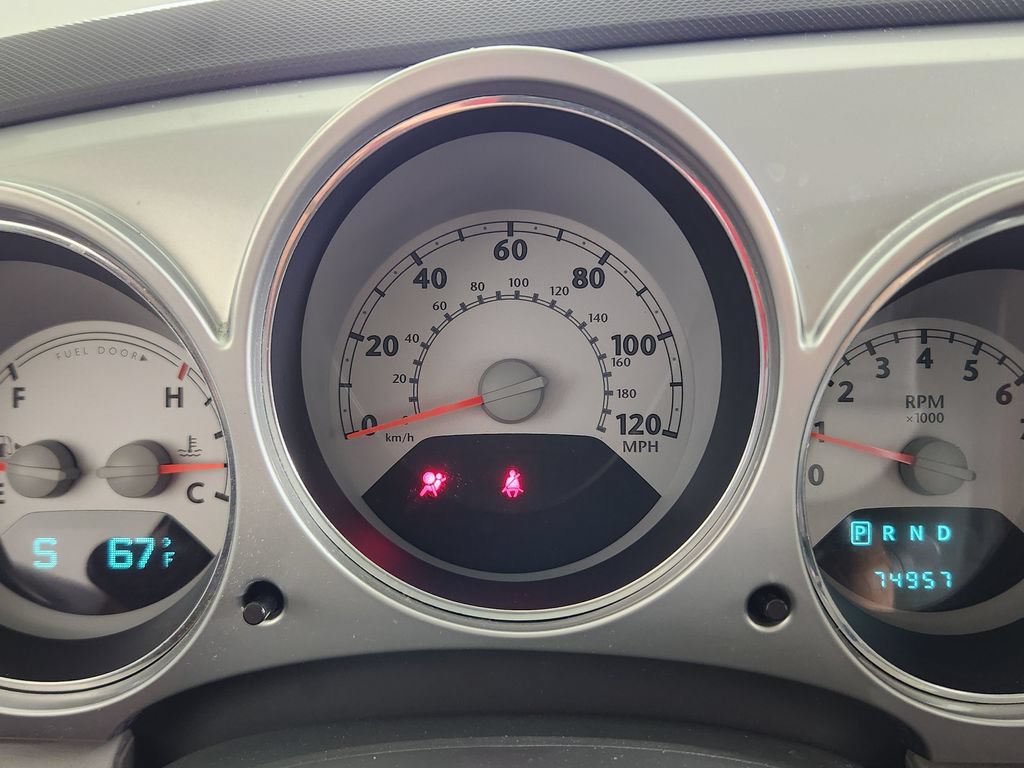Used 2008 Chrysler PT Cruiser FWD image 15