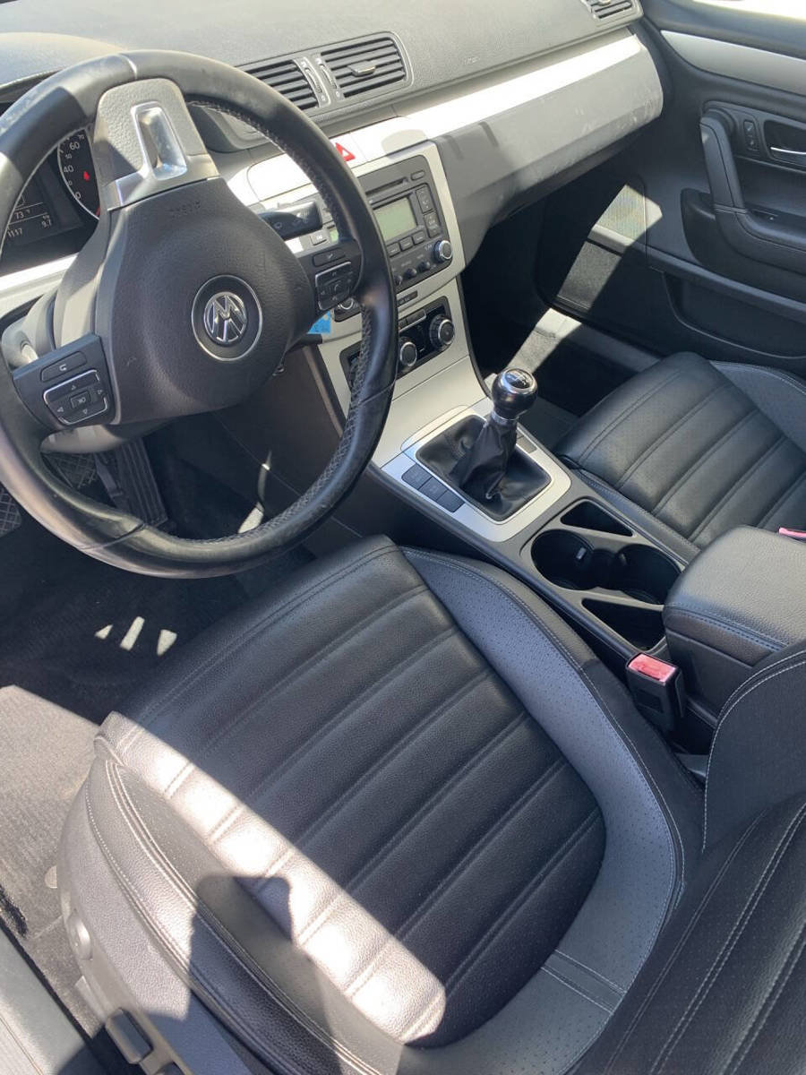 Used 2009 Volkswagen CC Sport FWD image 15