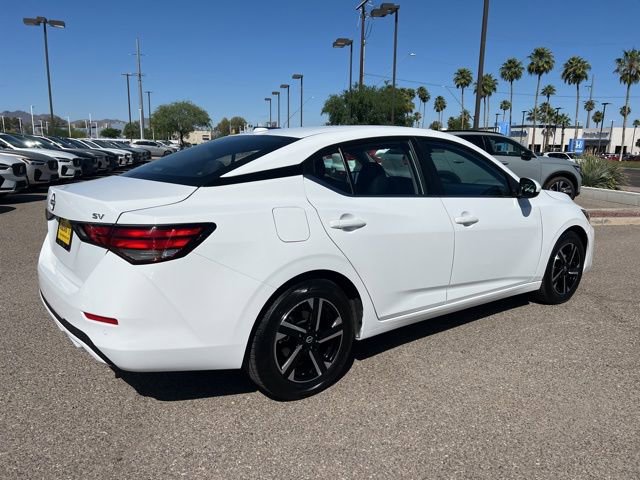 Used 2024 Nissan Sentra SV image 3