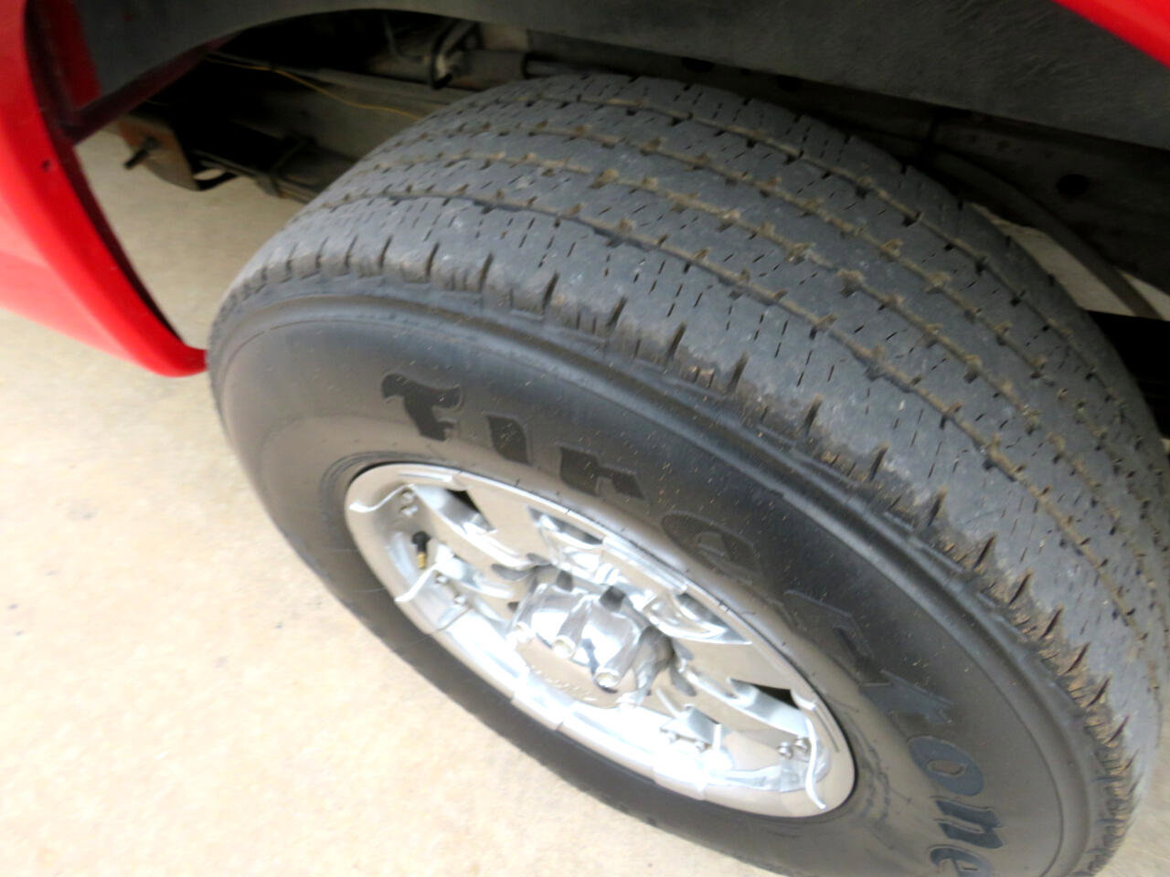 Used 2009 Chevrolet Express 2500 image 15