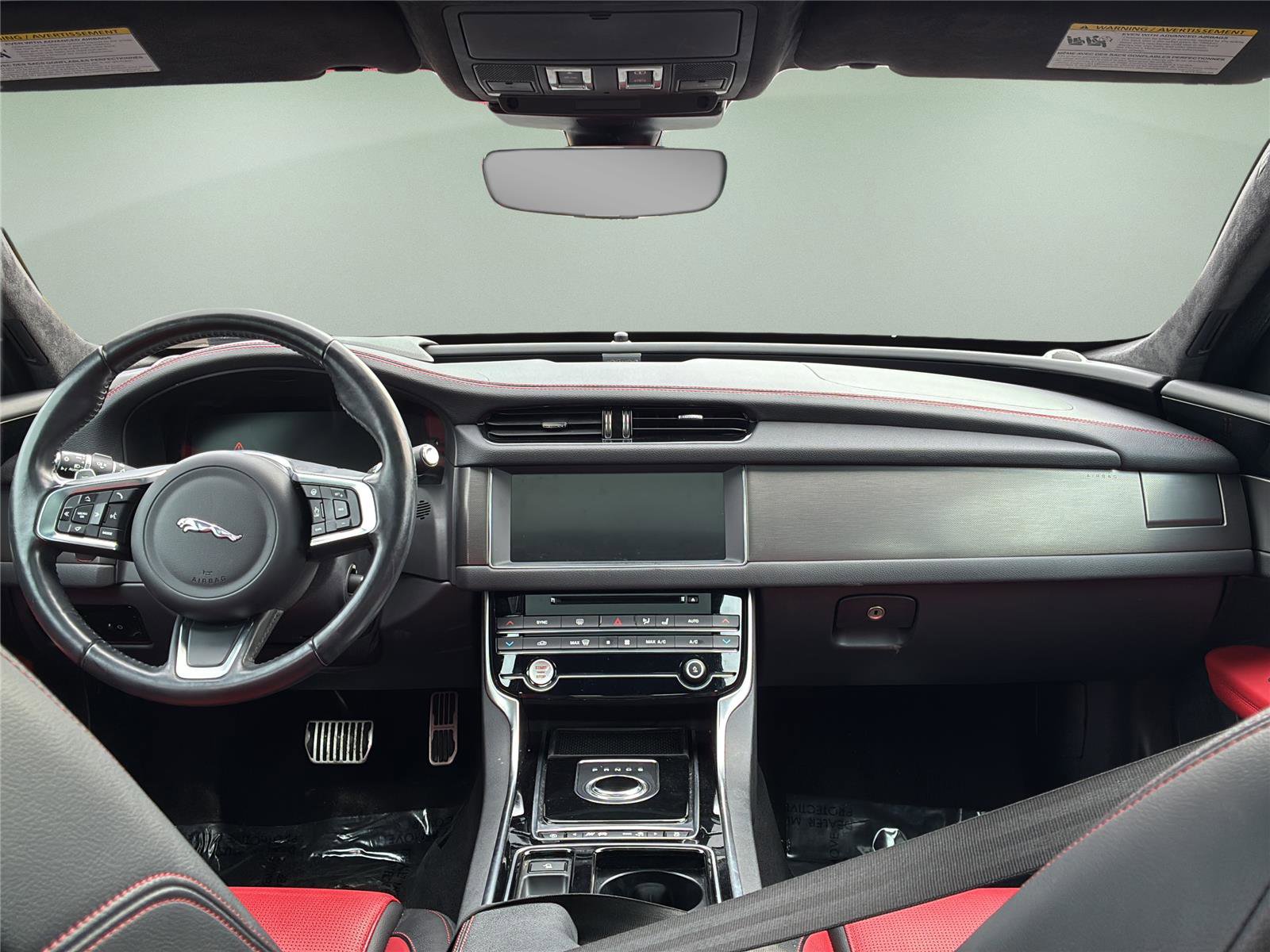 Used 2020 Jaguar XF Checkered Flag image 22