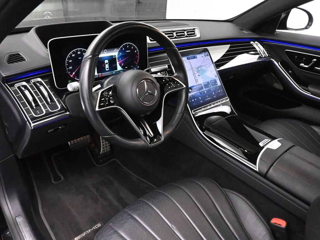 Used 2023 Mercedes-Benz S 500 4MATIC w/ AMG Line image 11