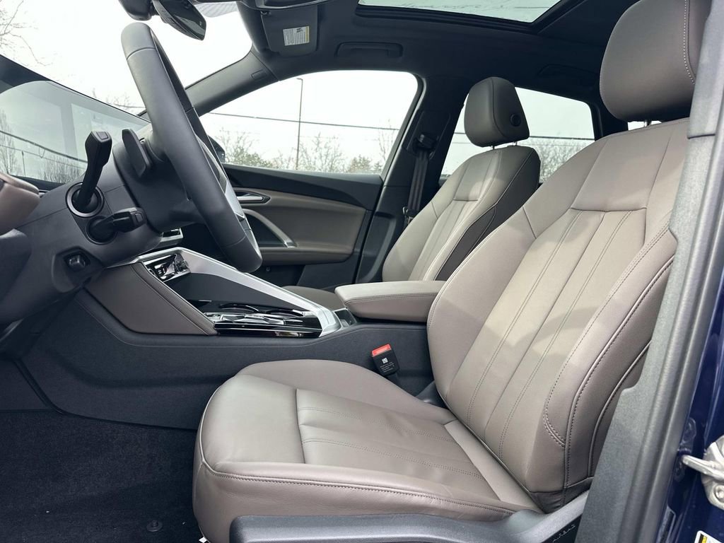 New 2025 Audi Q5 Premium image 24