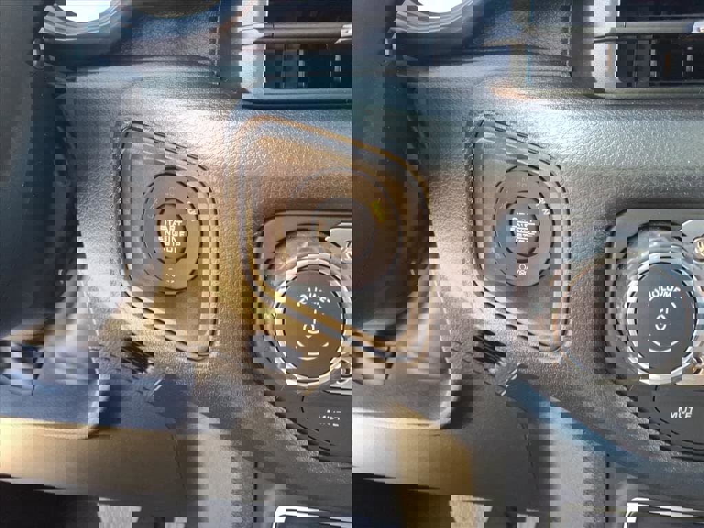 New 2026 Jeep Gladiator Sport image 17