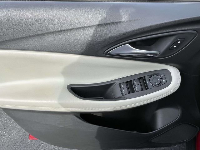 Used 2020 Buick Encore GX Select image 15