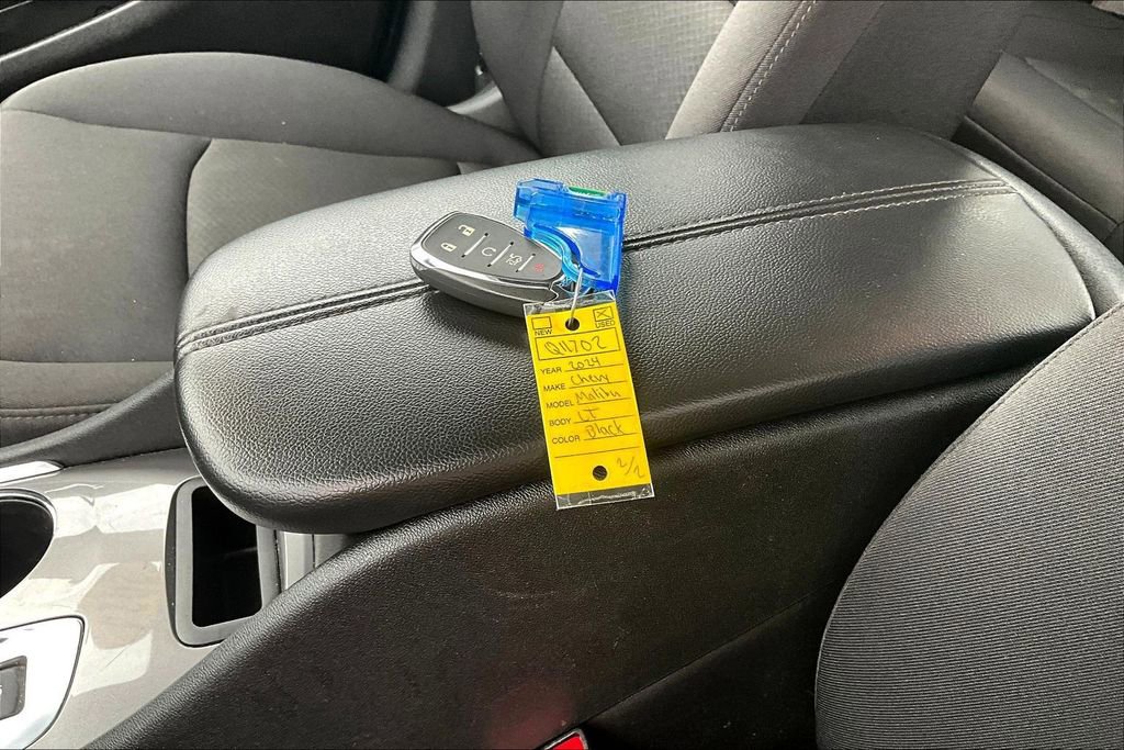 Used 2024 Chevrolet Malibu LT image 34