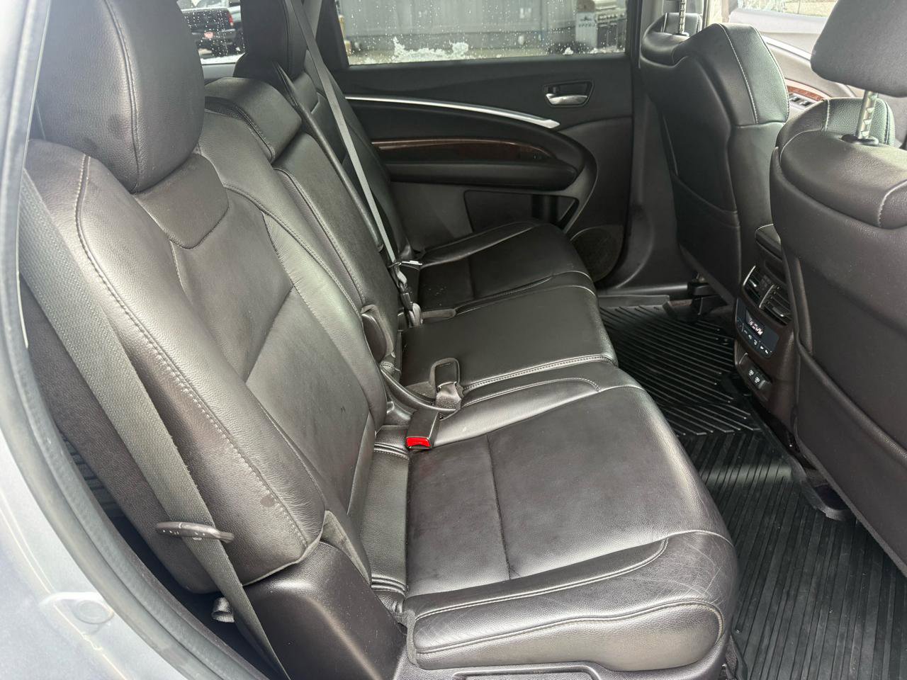 Used 2017 Acura MDX SH-AWD w/ Technology Package image 12
