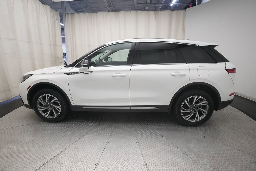 Used 2023 Lincoln Corsair AWD w/ Equipment Group 101A image 26
