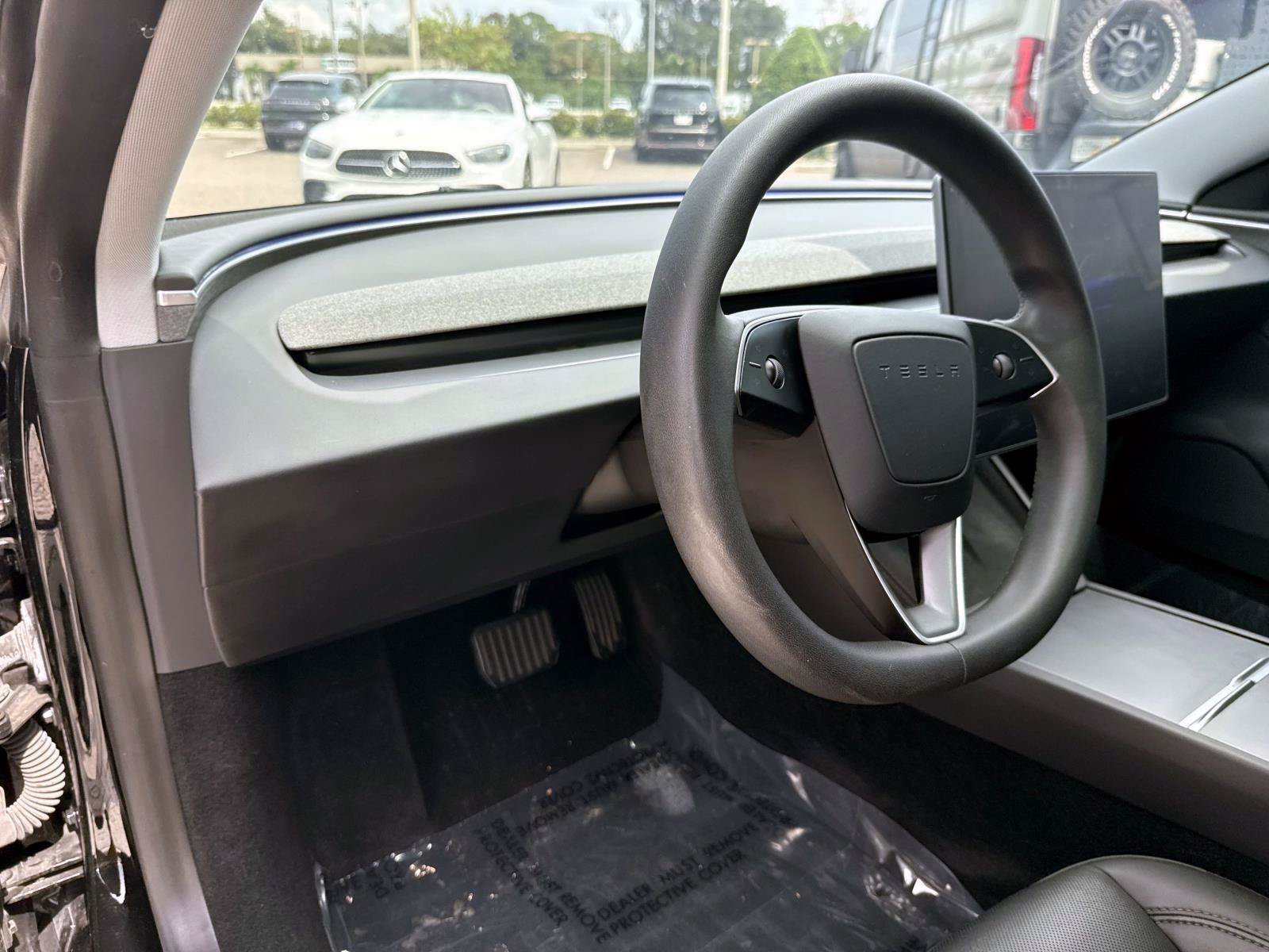Used 2024 Tesla Model 3 Standard Range RWD image 18