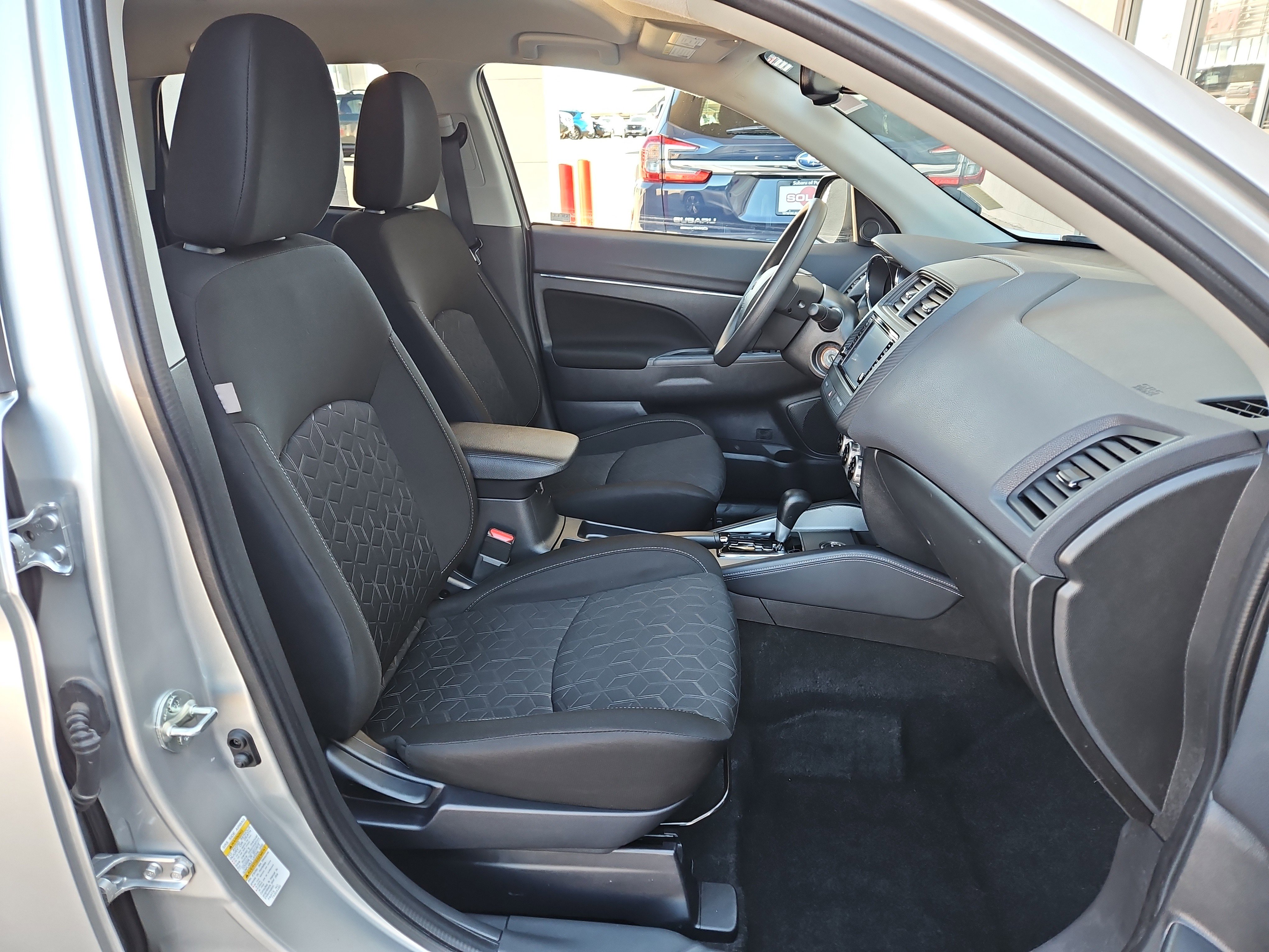 Used 2023 Mitsubishi Outlander Sport ES image 9