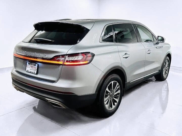 Used 2023 Lincoln Nautilus Reserve FWD image 4