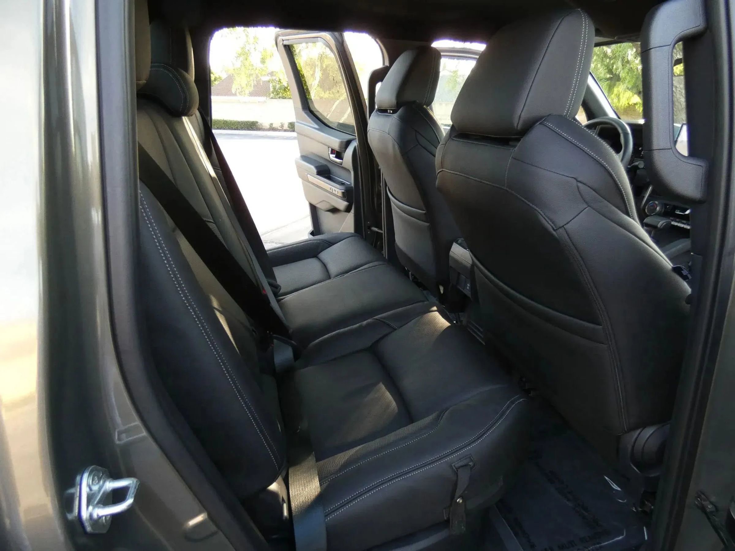 Used 2025 Toyota Tacoma TRD Sport image 26