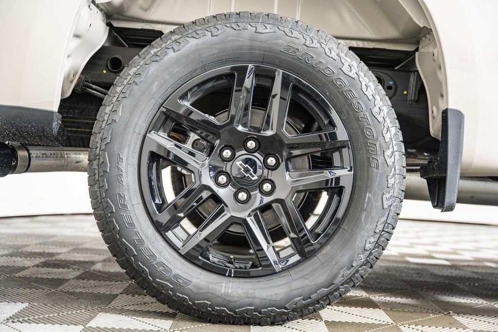 New 2026 Chevrolet Silverado 1500 Custom w/ Turbomax Blackout Package AWD/4WD image 20