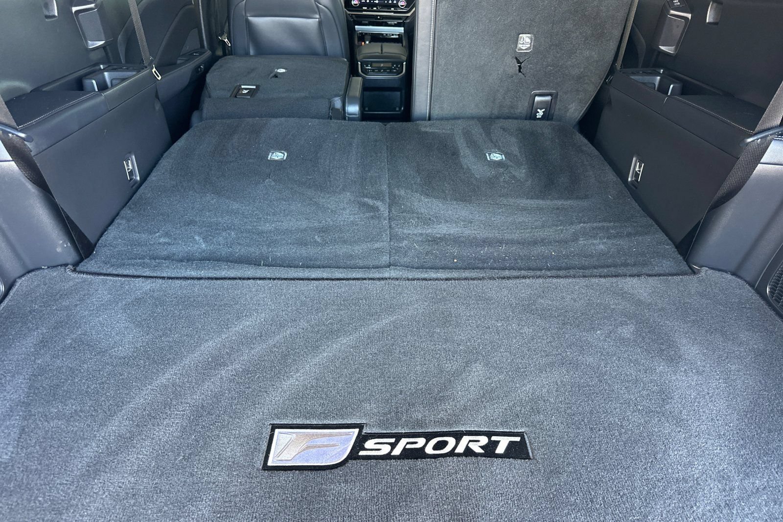 Certified 2026 Lexus TX 500h AWD w/ Technology Package image 12