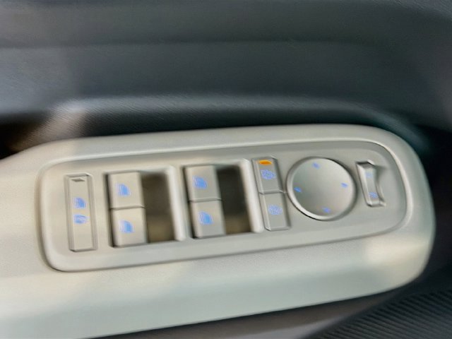 New 2027 Hyundai Santa Fe SE FWD image 17