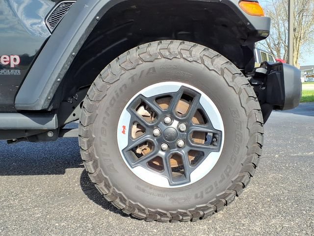 Used 2022 Jeep Wrangler Unlimited Rubicon AWD/4WD image 9