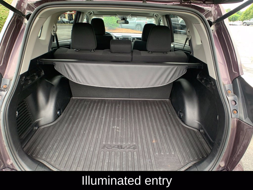 Used 2017 Toyota RAV4 XLE w/ Plus Extra Value Package AWD/4WD image 29