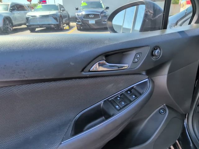 Used 2017 Chevrolet Cruze LS FWD image 17