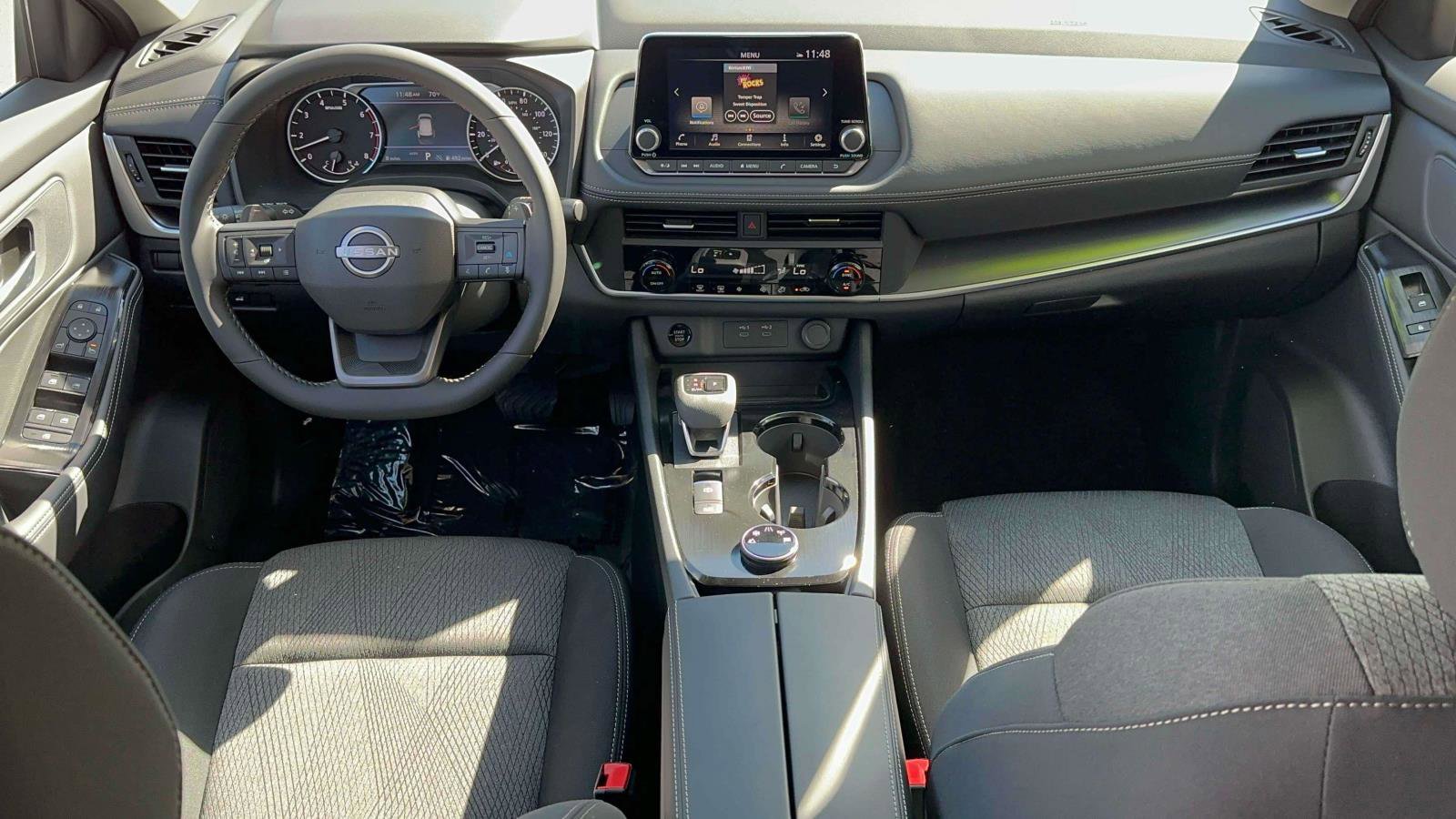 Used 2026 Nissan Rogue SV image 11