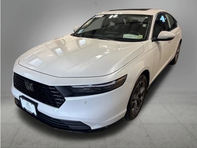 Certified 2024 Honda Accord EX-L image 1