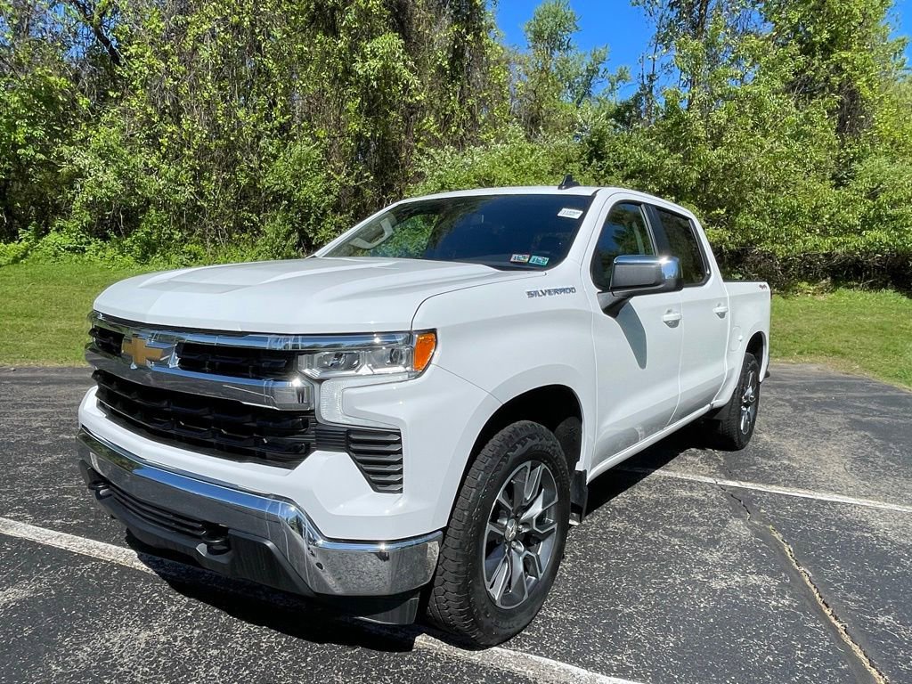 Certified 2024 Chevrolet Silverado 1500 LT AWD/4WD image 7
