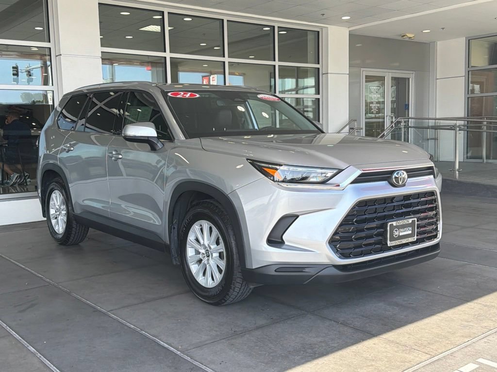 Certified 2024 Toyota Grand Highlander FWD image 8