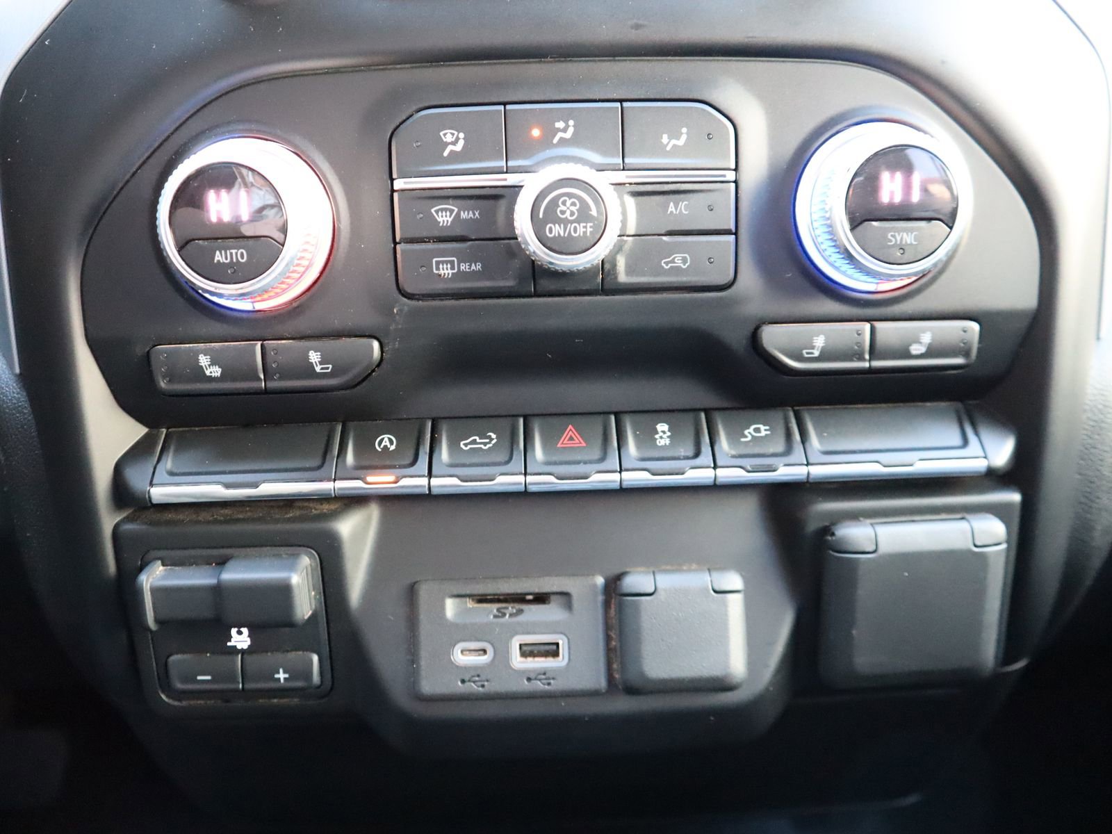 Used 2021 GMC Sierra 1500 SLT w/ Max Trailering Package image 40