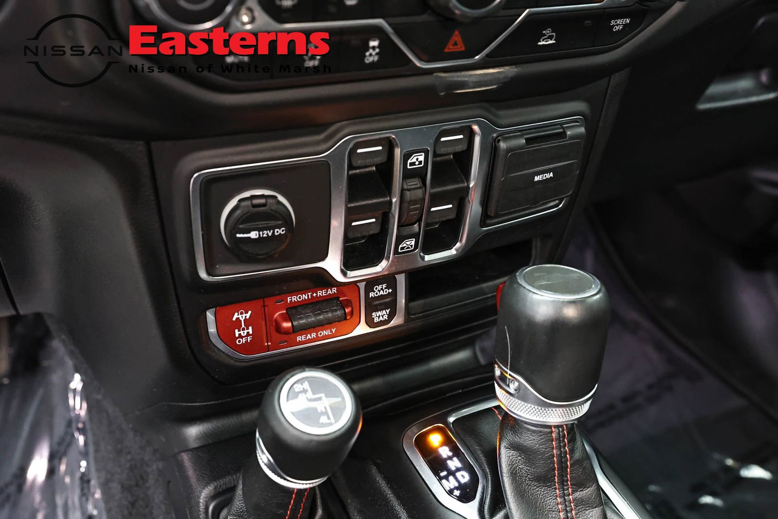 Used 2021 Jeep Gladiator Rubicon w/ LED Lighting Group AWD/4WD image 19