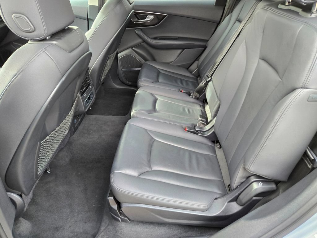 Used 2024 Audi Q7 3.0T Premium Plus AWD/4WD image 9