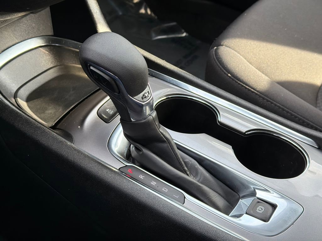 Used 2024 Chevrolet Malibu LT image 26