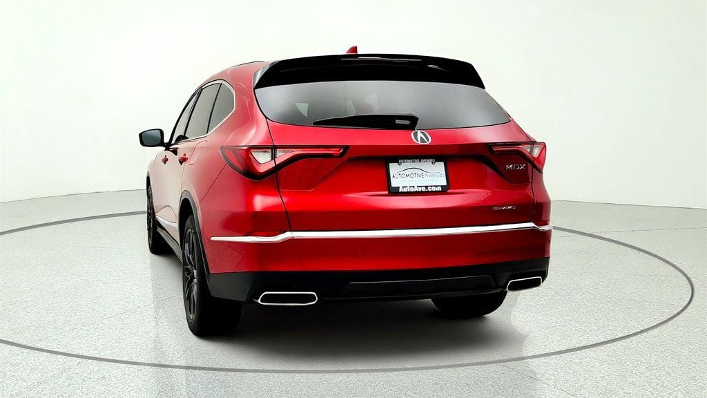 Used 2023 Acura MDX SH-AWD w/ Advance Package image 6