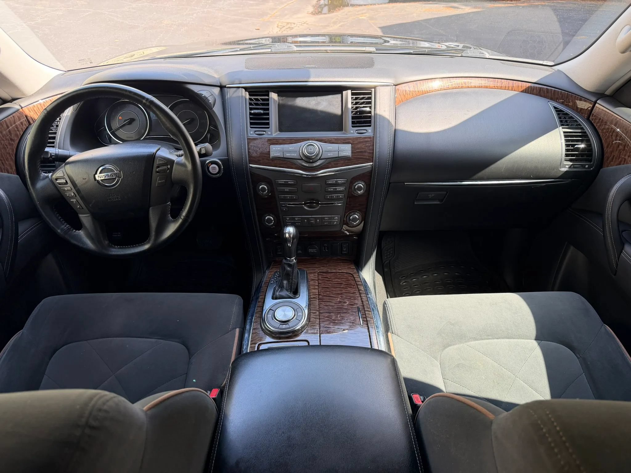 Used 2018 Nissan Armada SV w/ Driver Package RWD image 12