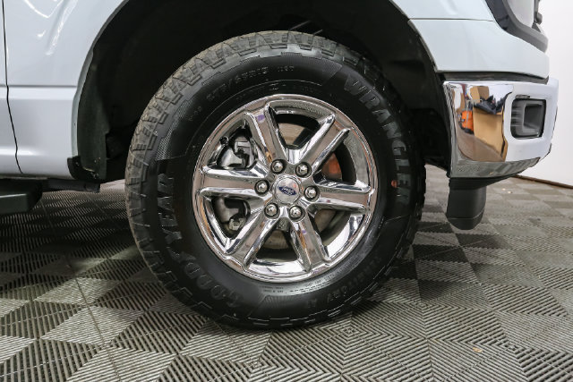 Used 2025 Ford F150 XLT w/ Equipment Group 301A Standard AWD/4WD image 14