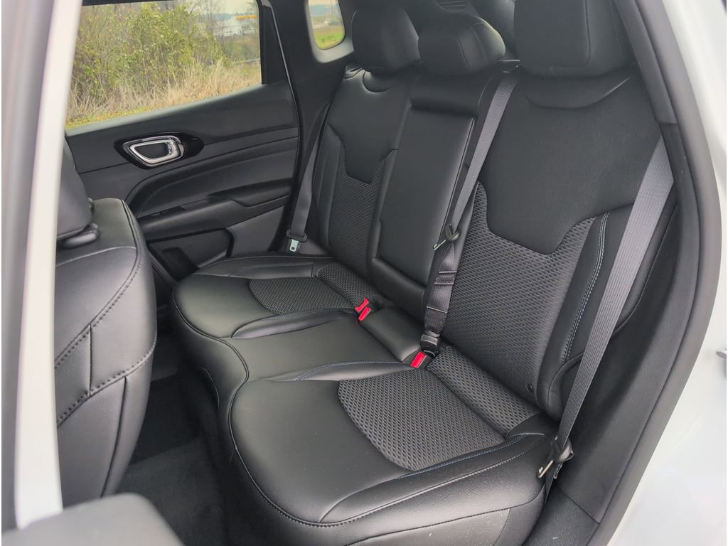 New 2026 Jeep Compass Latitude image 29