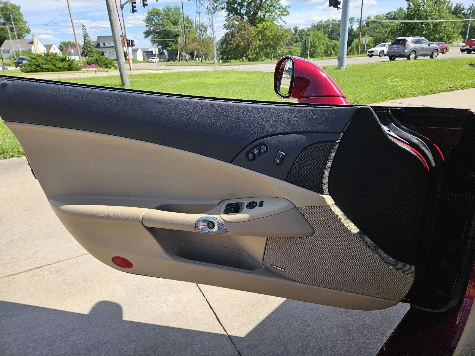 Used 2006 Chevrolet Corvette Coupe w/ Preferred Equipment Group RWD image 13