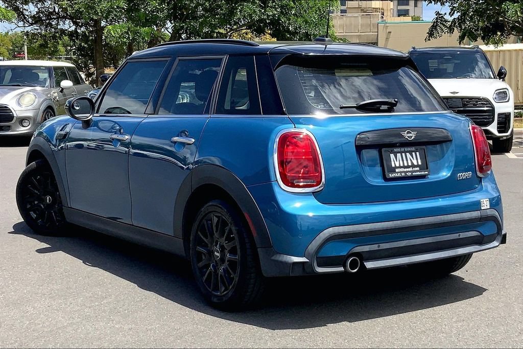 Used 2022 MINI Cooper 4-Door Hardtop FWD image 11