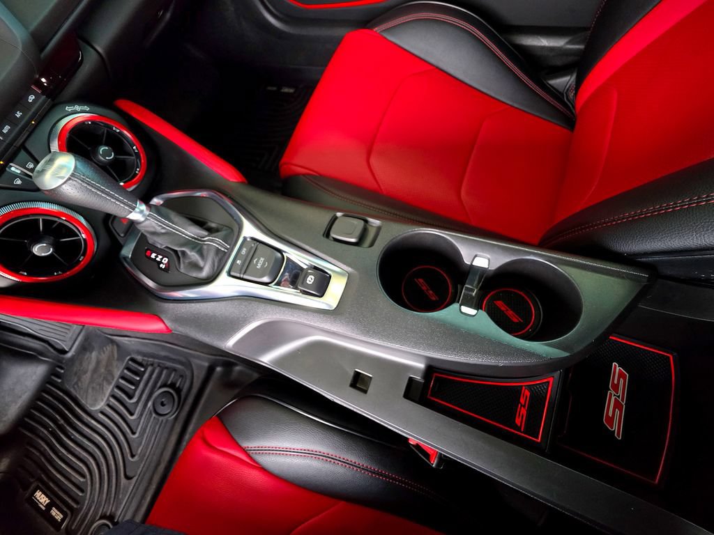 Used 2021 Chevrolet Camaro SS w/ Redline Edition RWD image 38