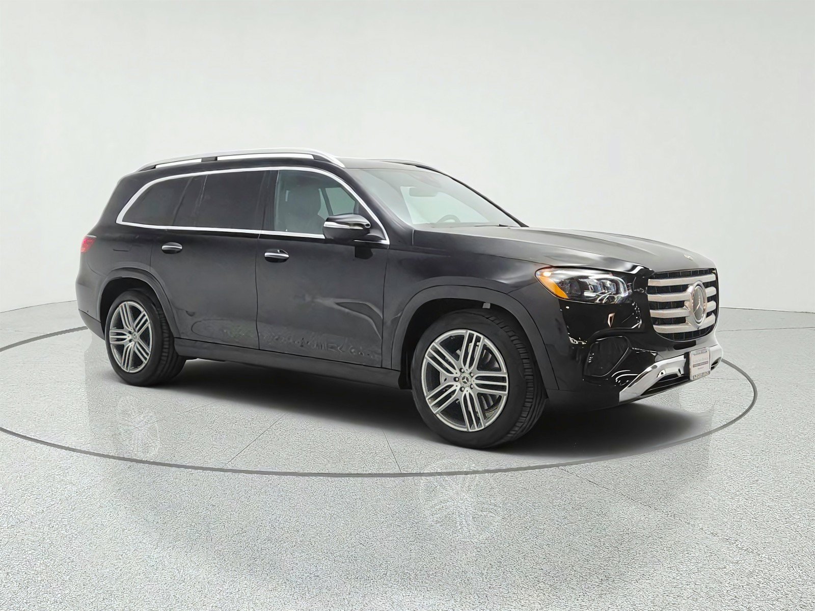 Certified 2026 Mercedes-Benz GLS 450 4MATIC image 3