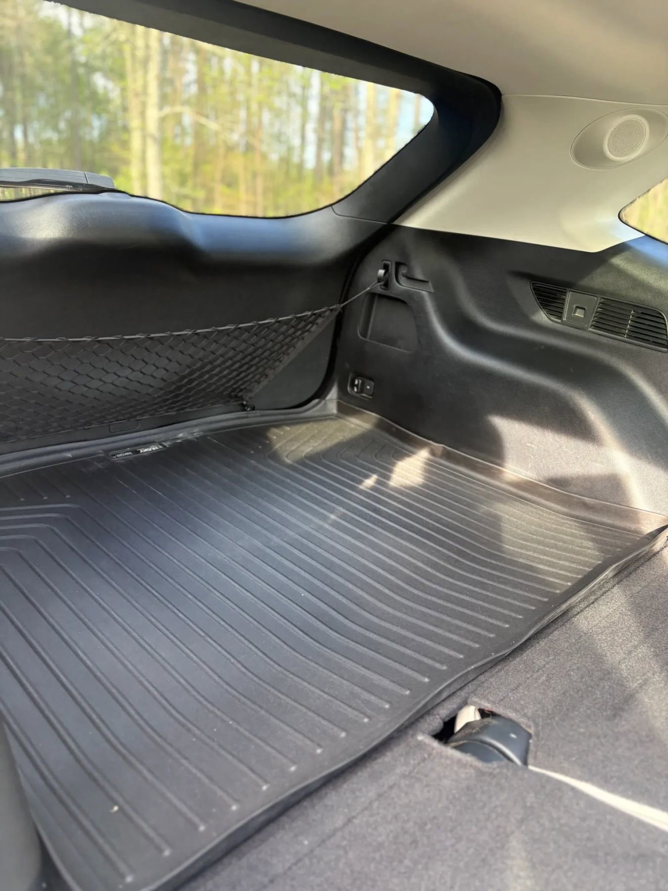 Used 2018 Ford Edge Titanium w/ Equipment Group 301A FWD image 33