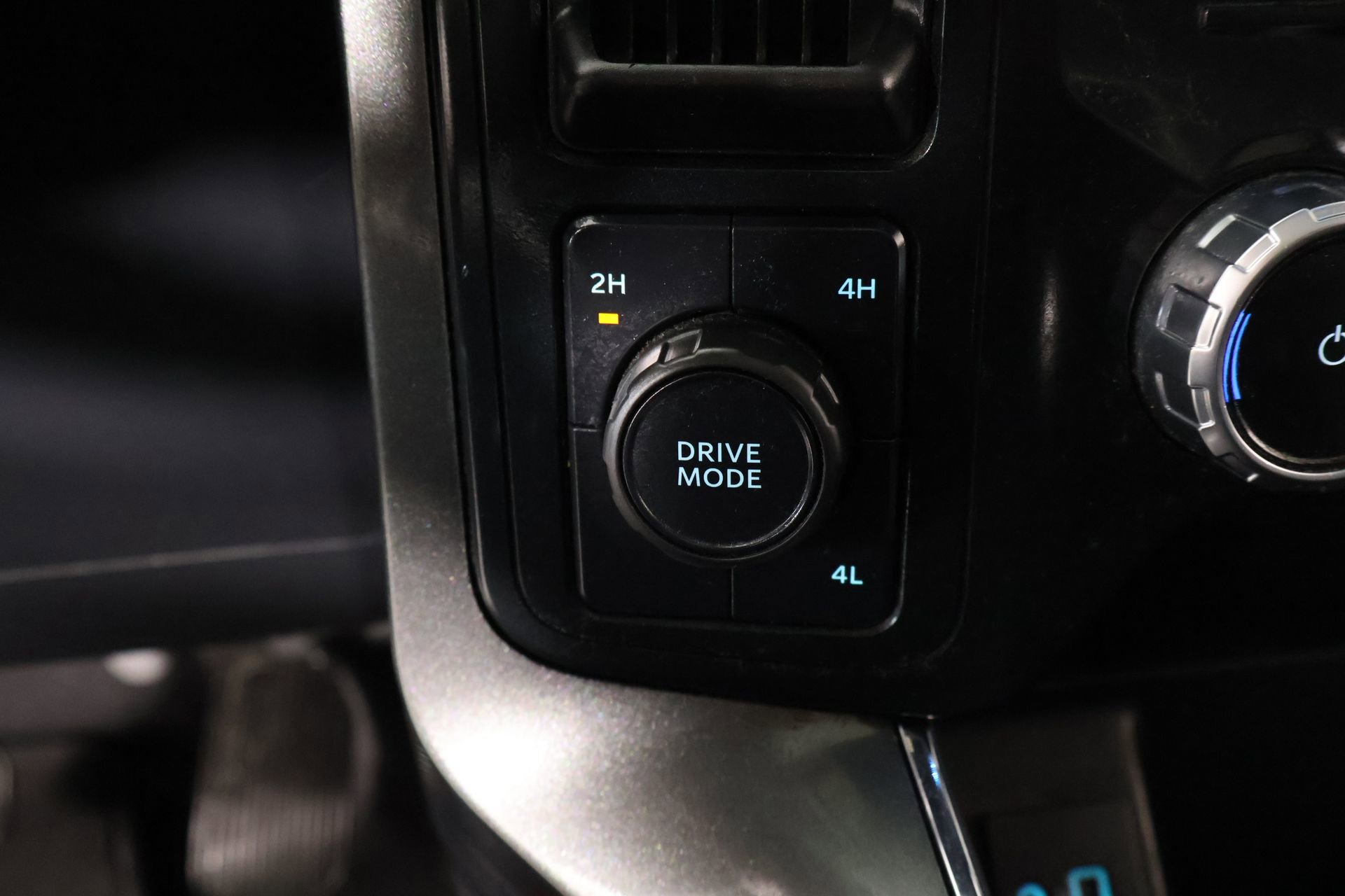 Used 2023 Ford F150 XLT w/ Equipment Group 302A High AWD/4WD image 9