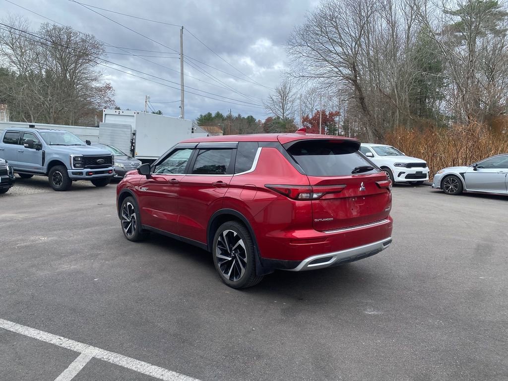 Used 2023 Mitsubishi Outlander SE image 8