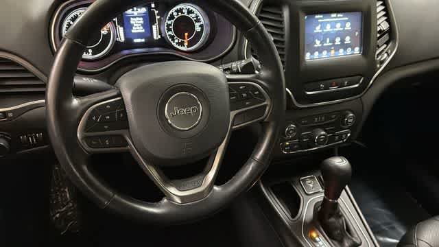 Used 2021 Jeep Cherokee Latitude Lux FWD image 23