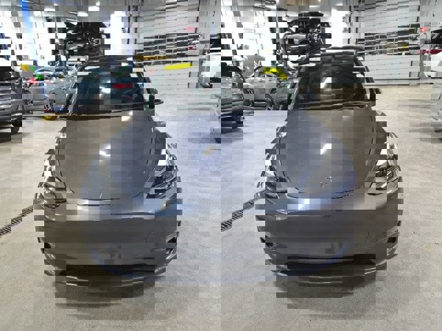 Used 2022 Tesla Model Y Performance image 3