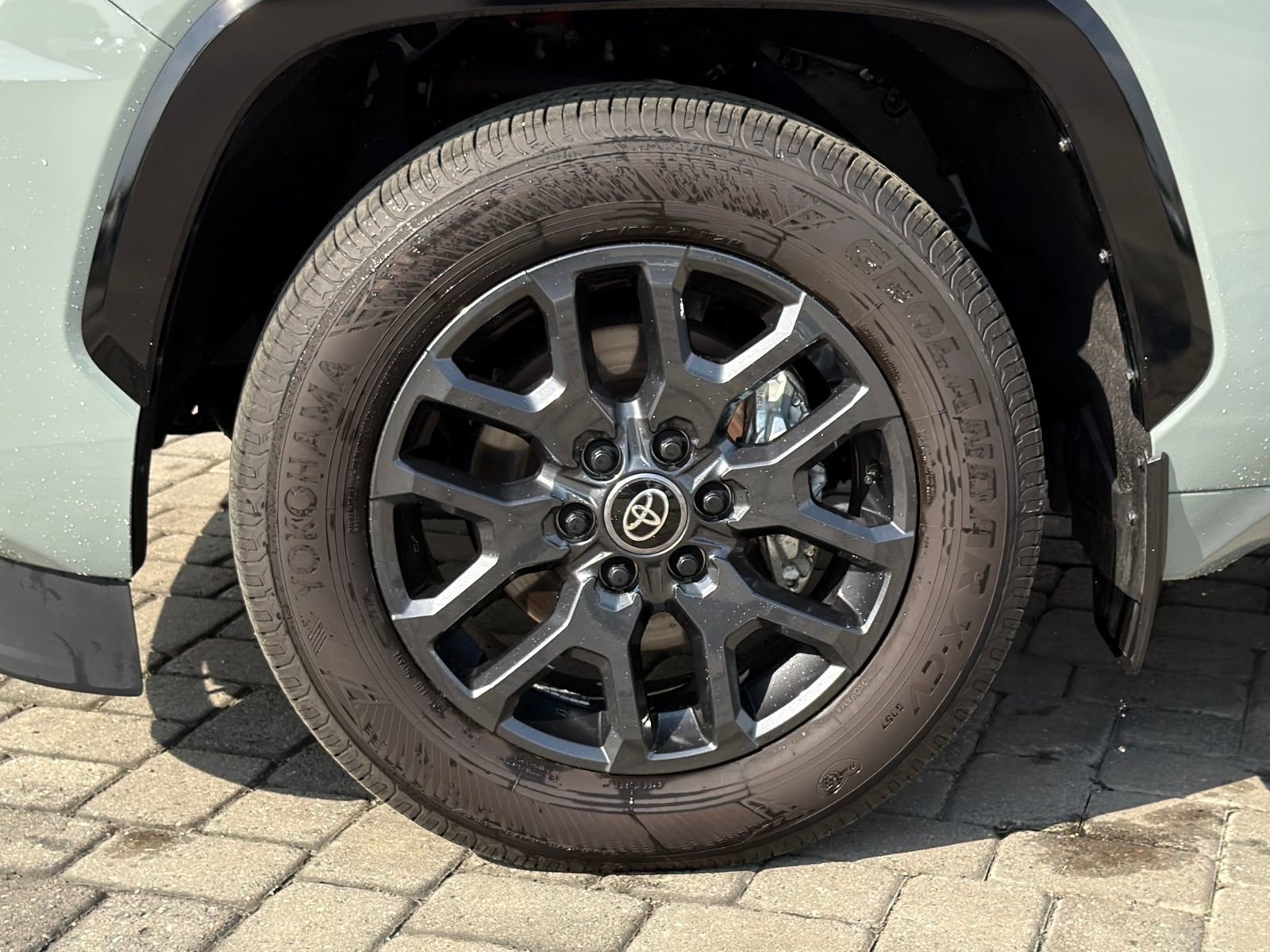 Used 2025 Toyota Sequoia Platinum image 13