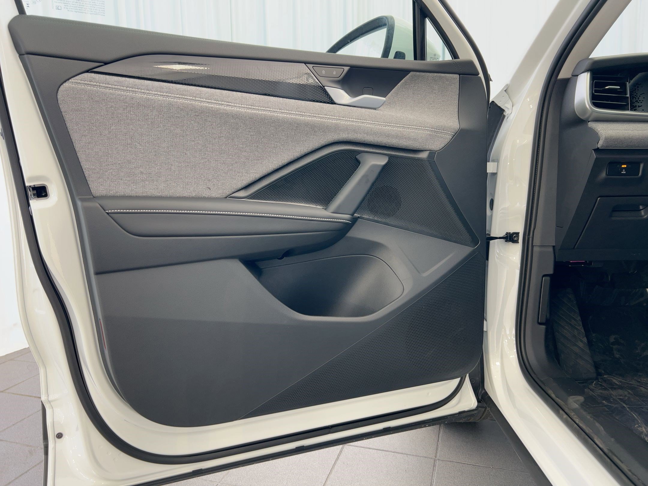 New 2026 Volkswagen Tiguan S FWD image 20