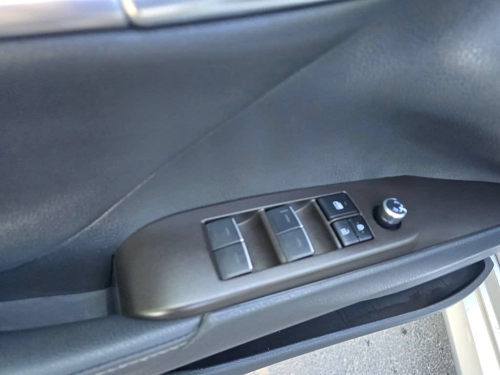 Used 2024 Toyota Camry XLE w/ Cold Weather Package AWD/4WD image 18