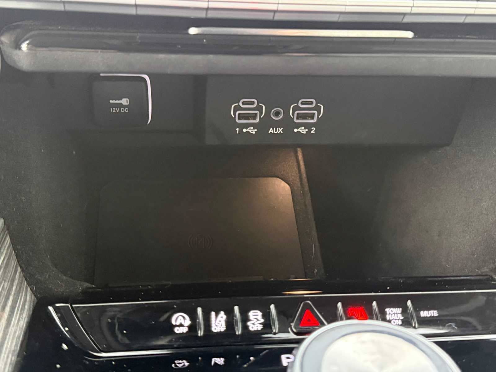 Used 2022 Jeep Wagoneer Series II AWD/4WD image 34