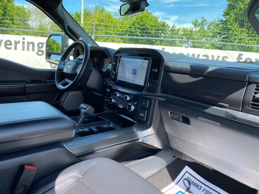 Used 2025 Ford F150 Lariat AWD/4WD image 19