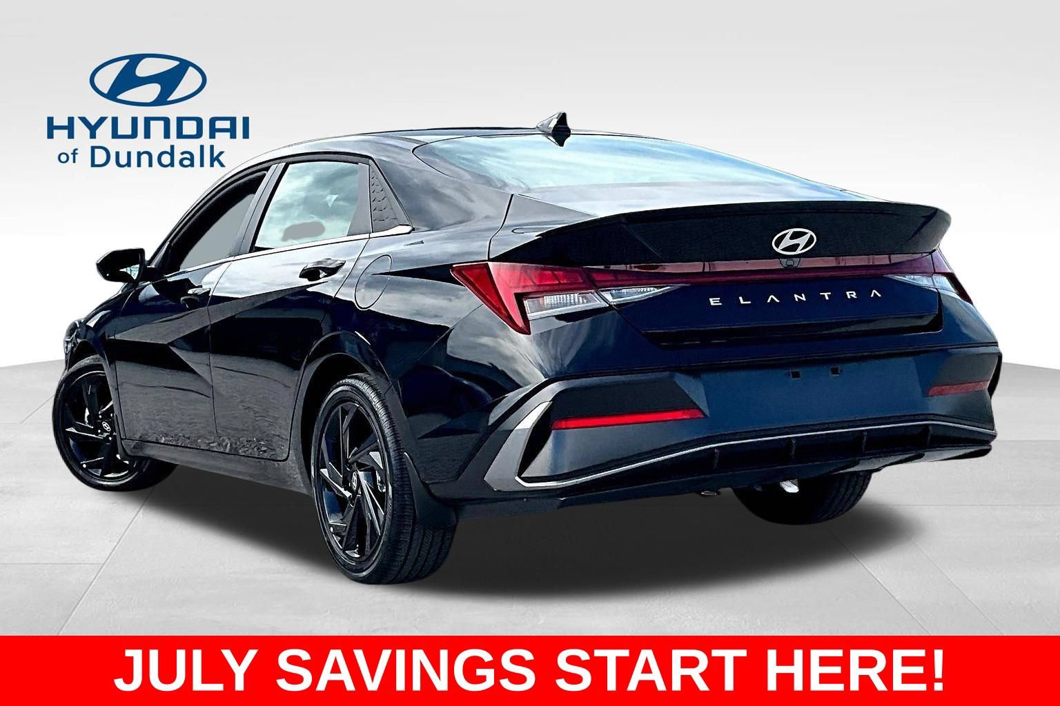 Used 2026 Hyundai Elantra SEL Sport Premium FWD image 5