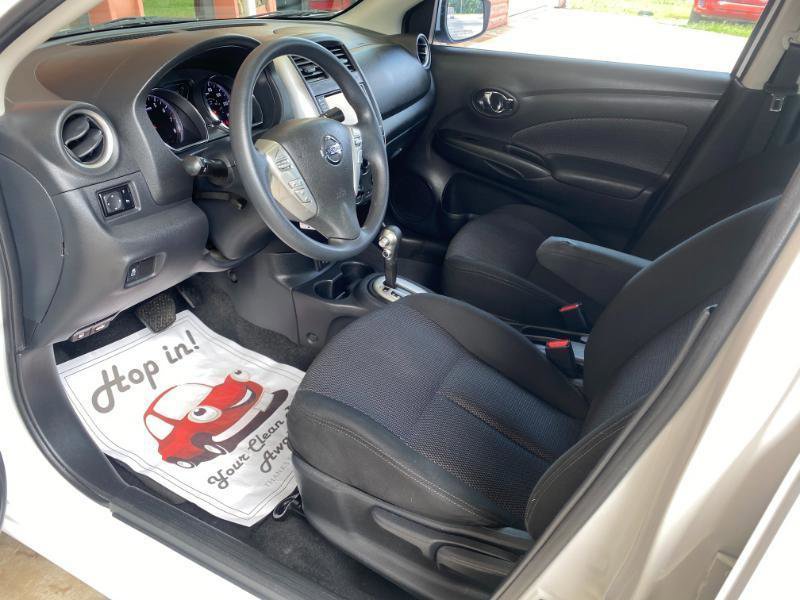 Used 2019 Nissan Versa SV image 13